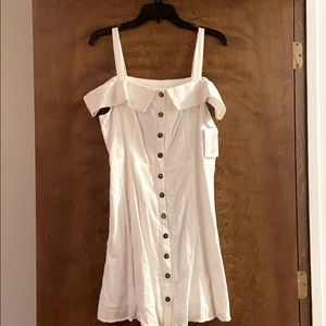 White Everly size large white dress